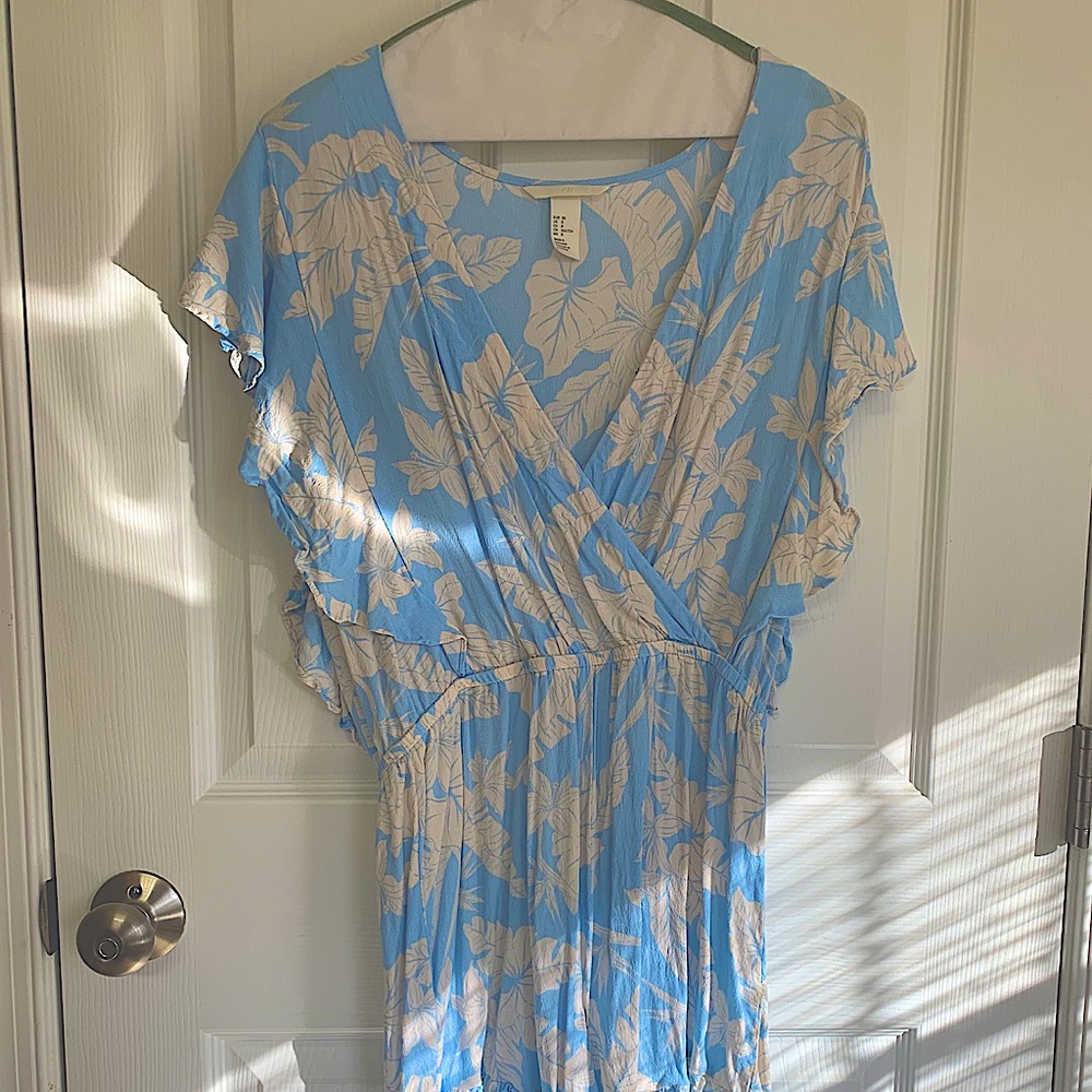 Like new! Size 8 H&M romper